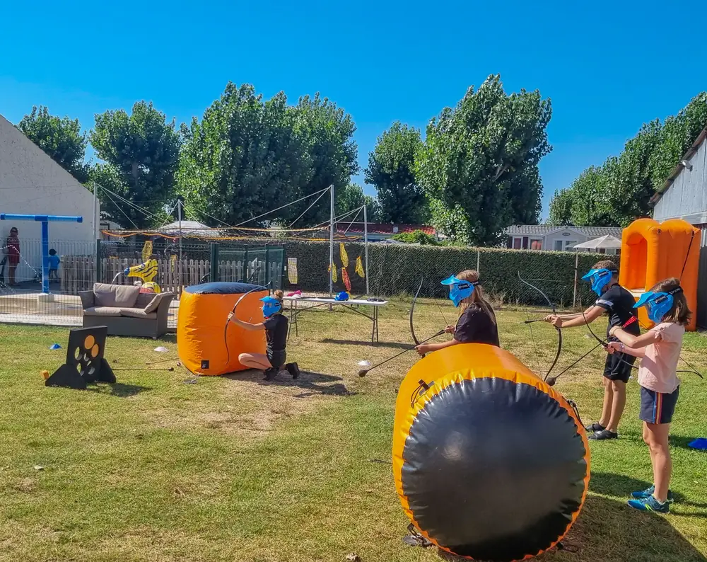 terrain de jeux enfants
